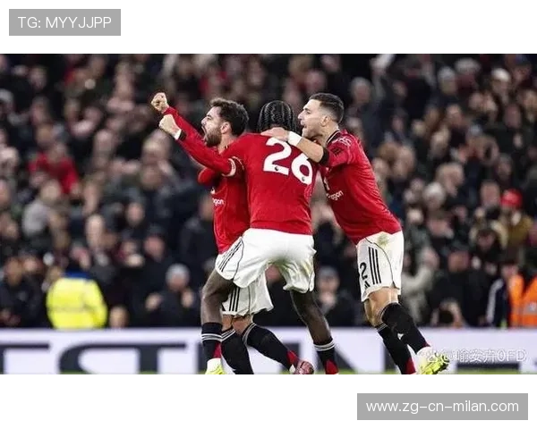 曼联防线频繁失误，英媒建议直接换掉整条后防